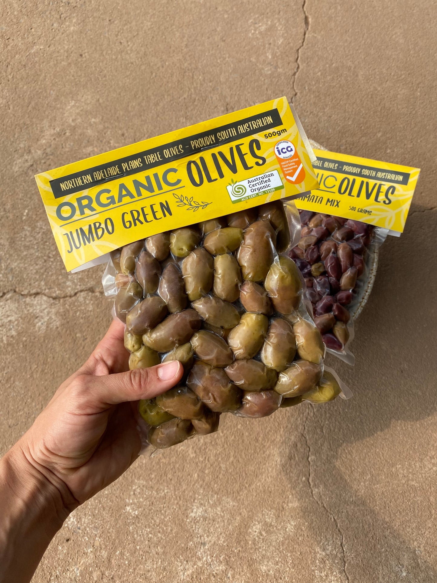 Olives, green & kalamata mix